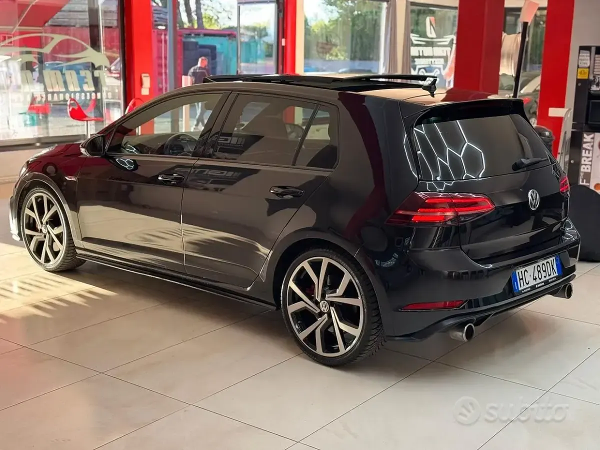 Occasion VW Golf VII GTI 245 ch (180 kW) 2017 Noir Berline