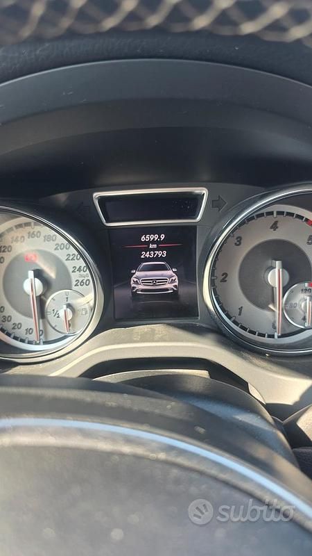 Usata Mercedes GLA200 136 CV (100 kW) 2014 Bianco SUV