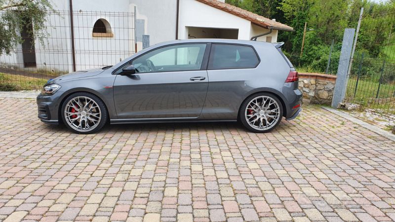 Usata VW Golf VII GTI 245 CV (180 kW) 2019 Grigio Utilitaria