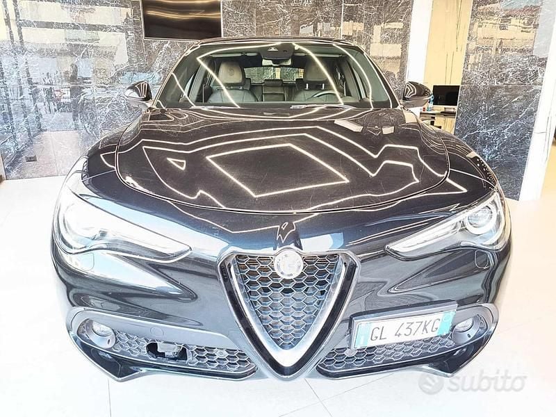 Usata Alfa Romeo Stelvio Veloce 210 CV (154 kW) 2022 Nero SUV
