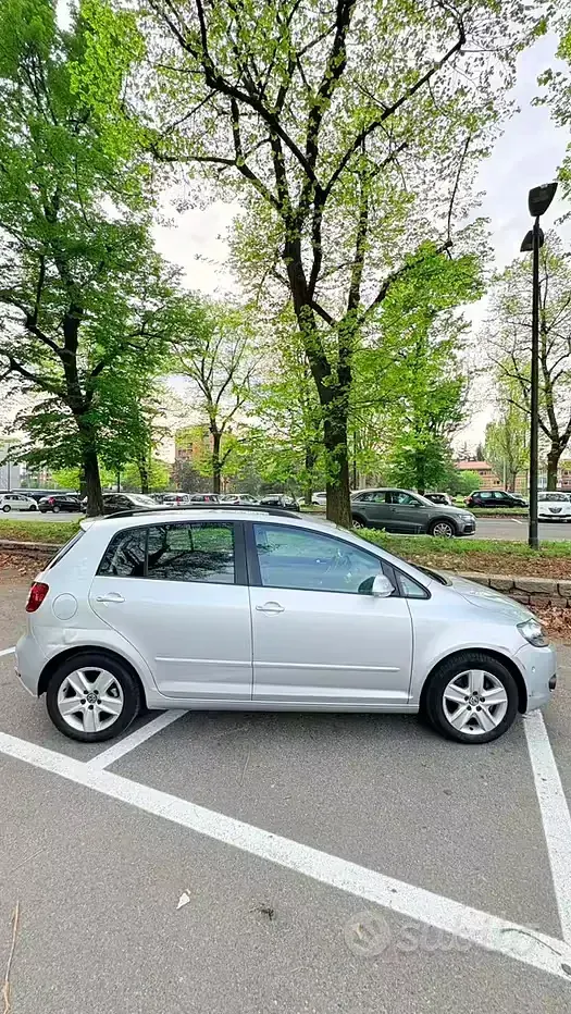 Usata VW Golf Plus Comfortline 122 CV (89 kW) 2009 Grigio Monovolume