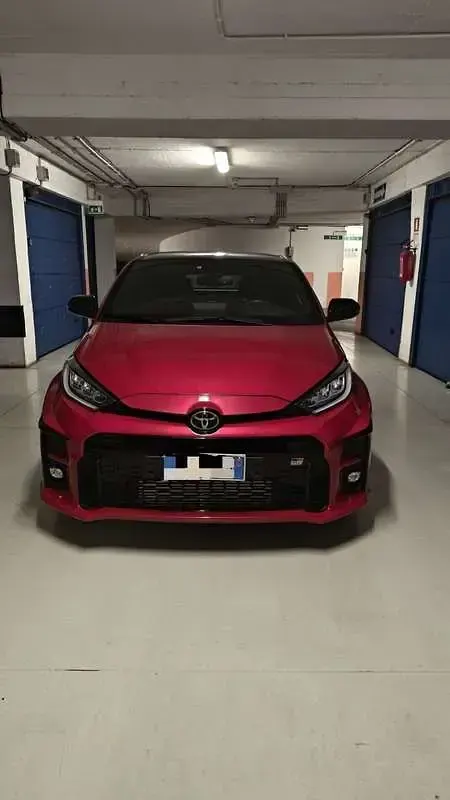 Brugt Toyota Yaris 261 HK (191 kW) 2022 Rød Hatchback