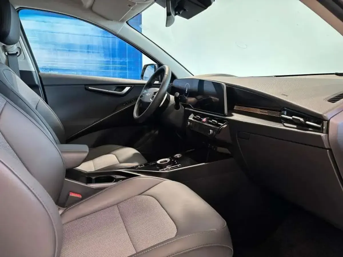 Usata Kia Niro 92 CV (67 kW) 2025 Blu/azzurro SUV