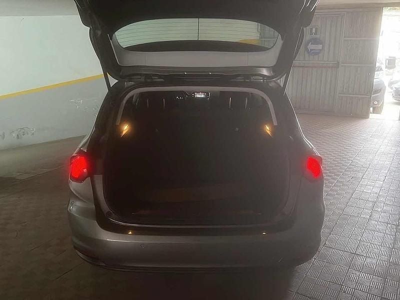 Usata Fiat Tipo Lounge 120 CV (88 kW) 2018 Beige Station wagon