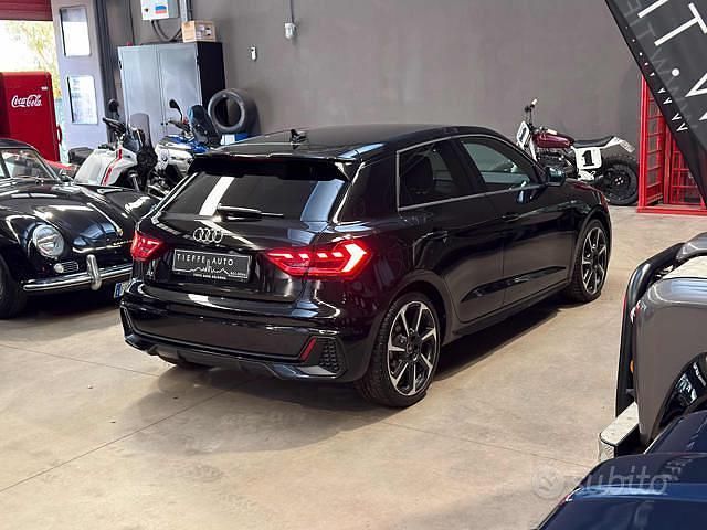 Usata Audi A1 150 CV (110 kW) 2021 Nero SUV
