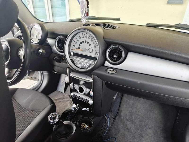 Usata Mini Cooper D Pepper 109 CV (80 kW) 2007 Utilitaria