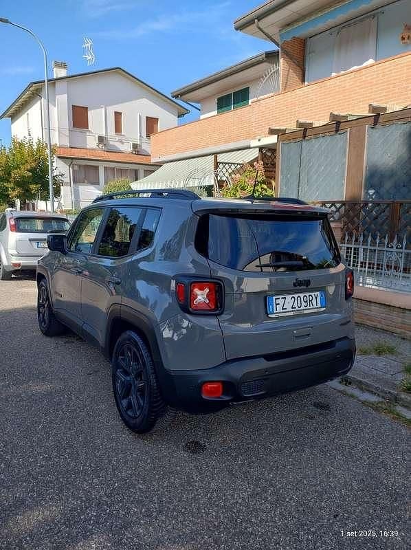 Usata Jeep Renegade Night Eagle 120 CV (88 kW) 2020 Grigio SUV