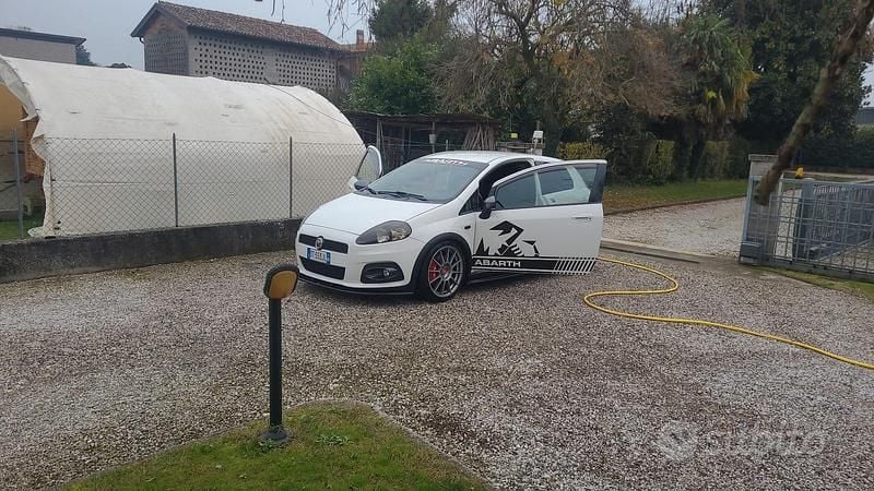 Usata Abarth Grande Punto Esseesse 179 CV (131 kW) 2009 Bianco Utilitaria