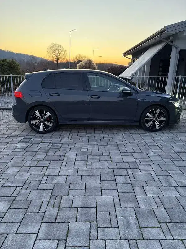 Usata VW Golf VIII GTD 200 CV (147 kW) 2022 Grigio Berlina