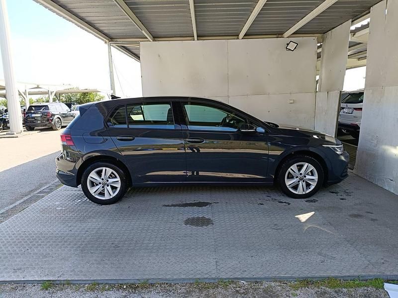Usata VW Golf VIII Life 115 CV (84 kW) 2020 Nero Berlina