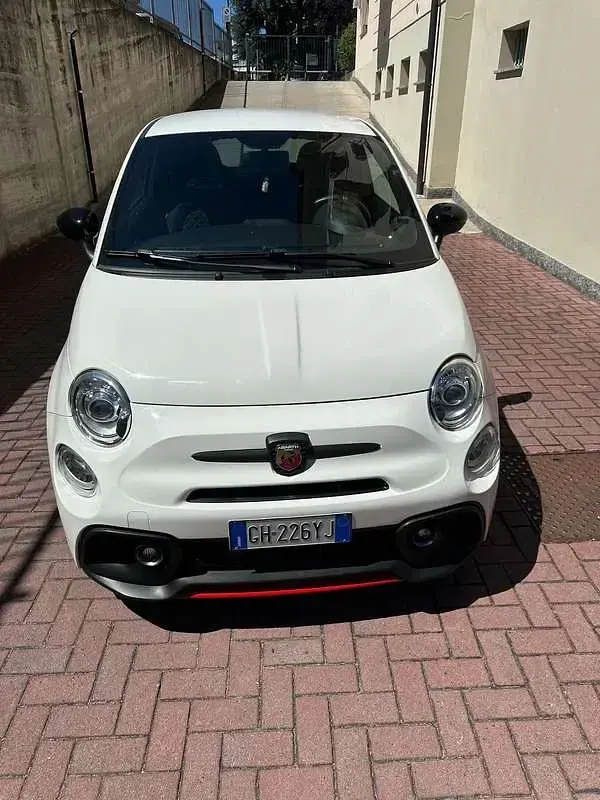Usata Abarth 595 144 CV (105 kW) 2022 Utilitaria
