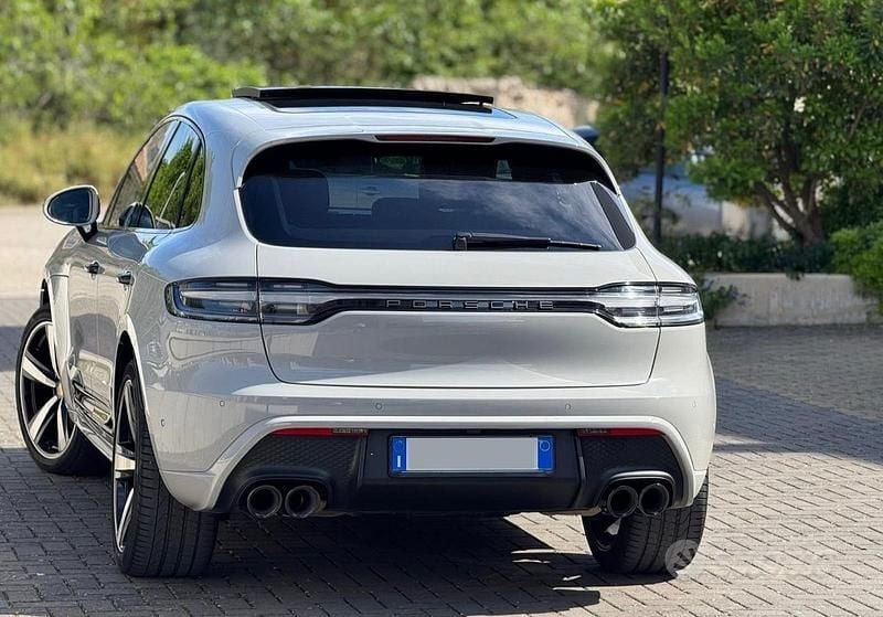 Usata Porsche Macan 265 CV (194 kW) 2024 Grigio SUV