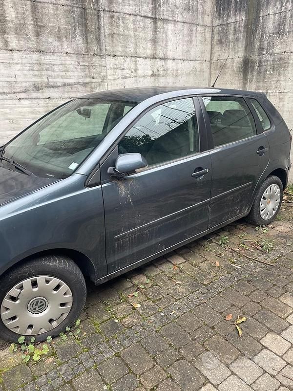 Usata 2007 VW Polo Due volumi | 3000 € - Immagine 1/3