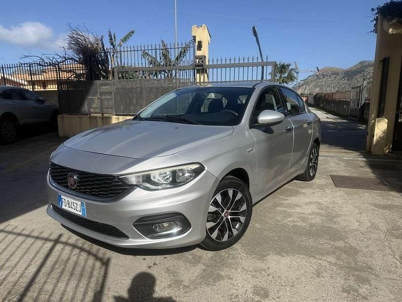 Usata Fiat Tipo Opening Edition 120 CV (88 kW) 2016 Berlina