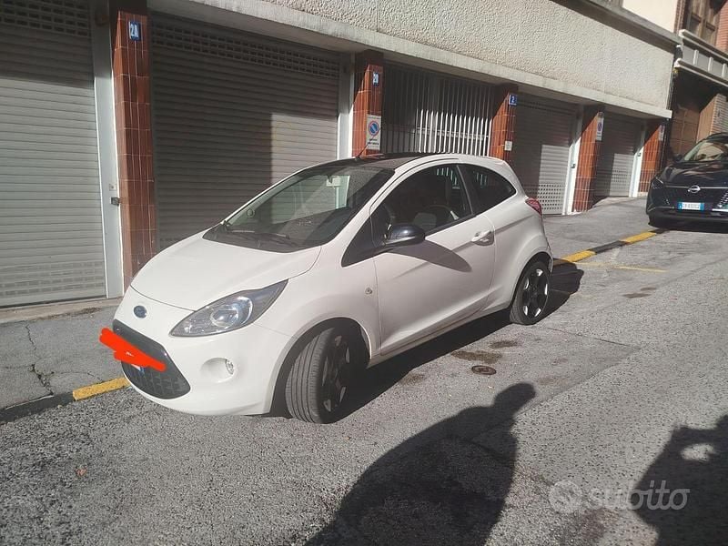 Usata Ford Ka 69 CV (50 kW) 2015 Bianco Utilitaria
