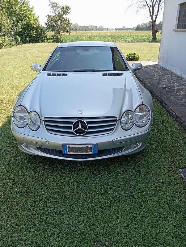 Usata Mercedes SL350 245 CV (180 kW) 2003 Grigio Cabrio