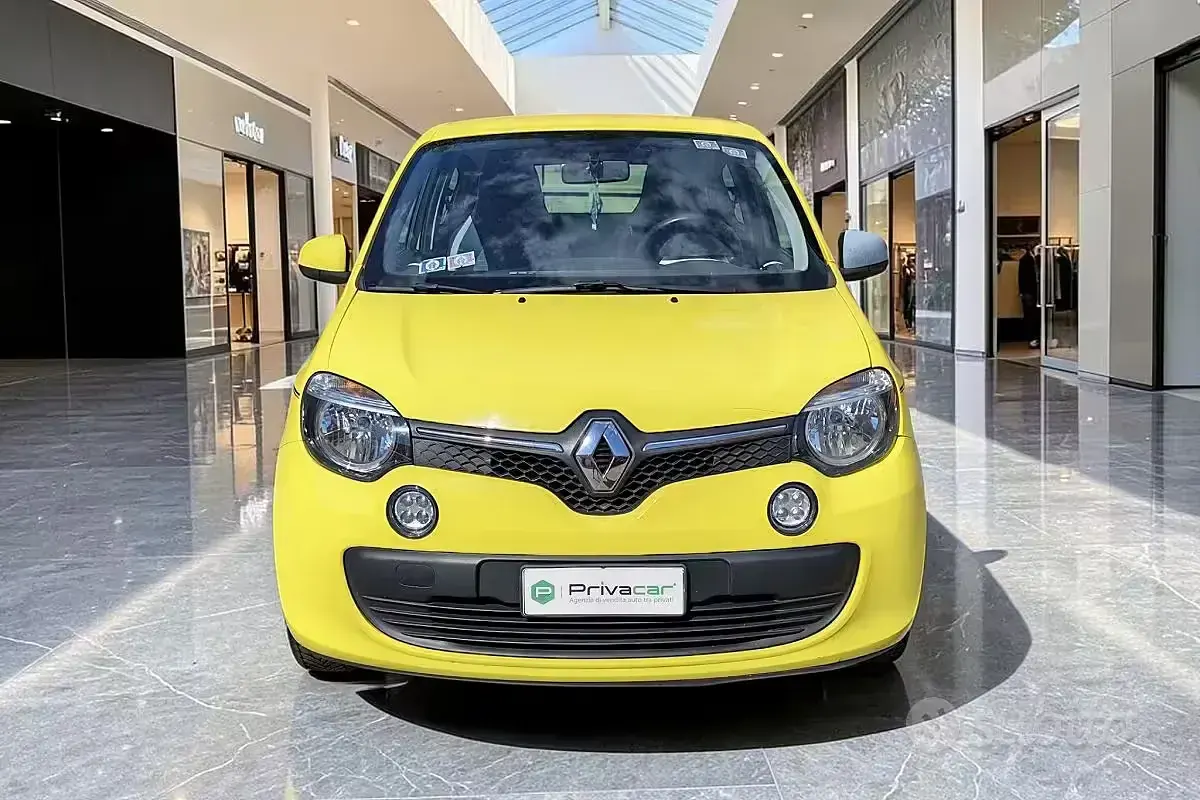 Usata Renault Twingo SE 69 CV (50 kW) 2016 Giallo Utilitaria