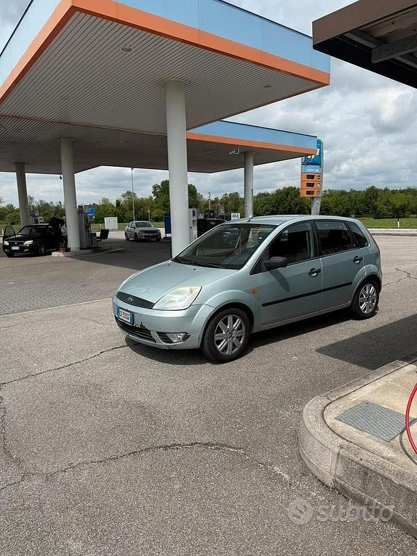 Usata Ford Fiesta 2006 Berlina