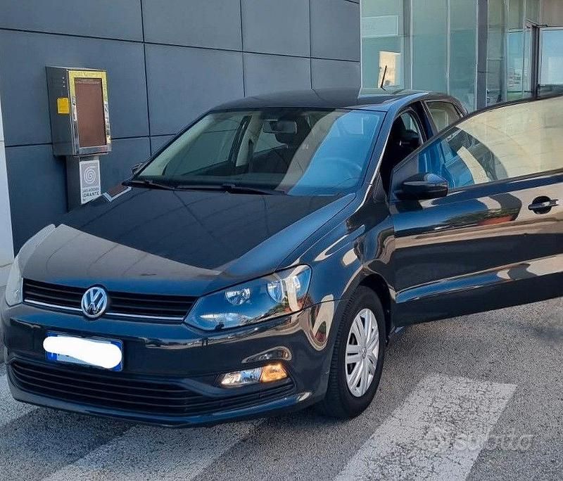 Usata VW Polo 60 CV (44 kW) 2017 Grigio Berlina