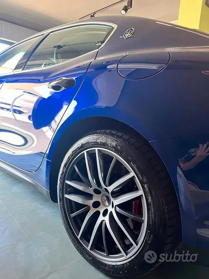 Usata Maserati Ghibli 250 CV (183 kW) 2016 Blu Berlina