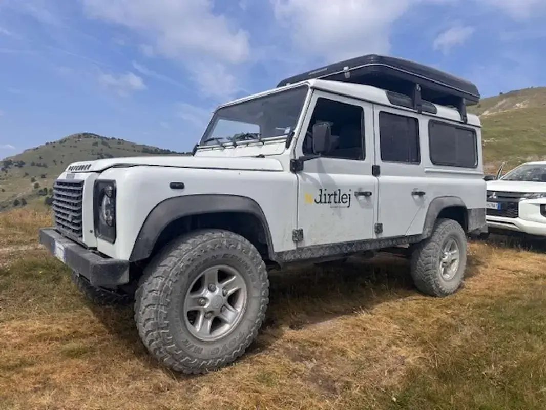 Usata Land Rover Defender SE 122 CV (89 kW) 2004 Grigio Station wagon