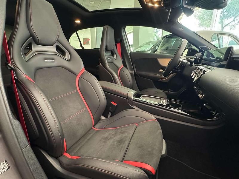 Usata Mercedes A35 AMG AMG Line Premium Plus 306 CV (225 kW) 2024 Grigio Berlina