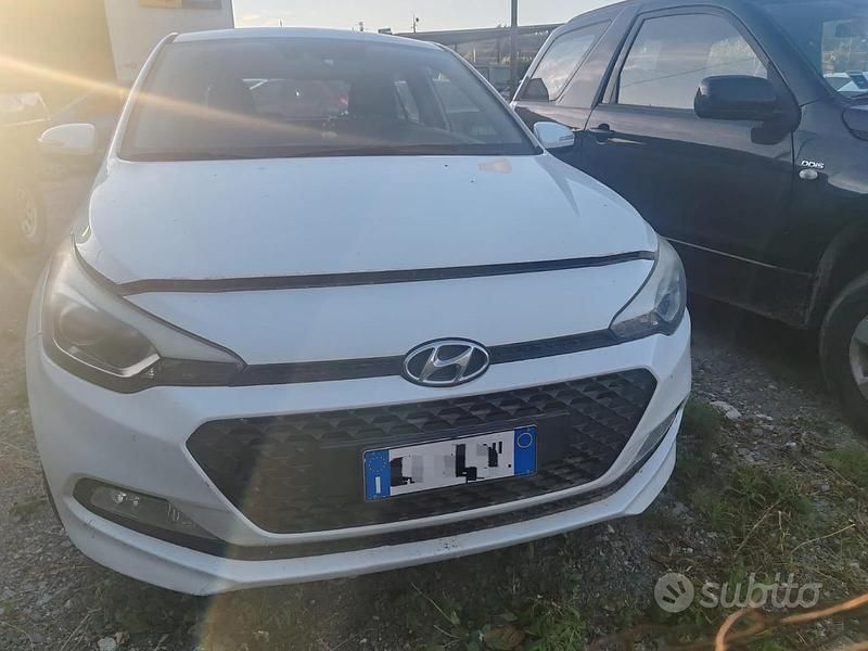 Usata Hyundai i20 2015 Bianco Berlina