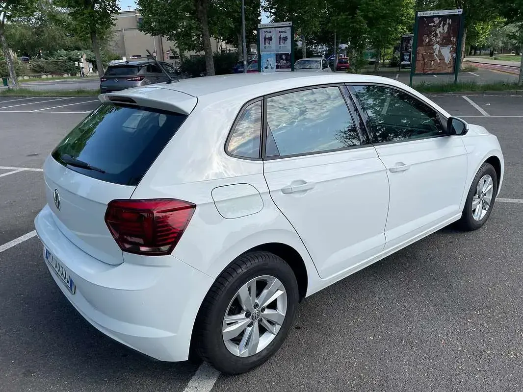 Usata VW Polo Comfortline 80 CV (58 kW) 2019 Bianco Utilitaria