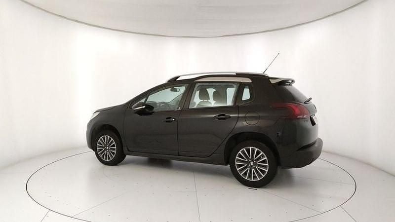 Usata Peugeot 2008 Active 82 CV (60 kW) 2016 Nero SUV
