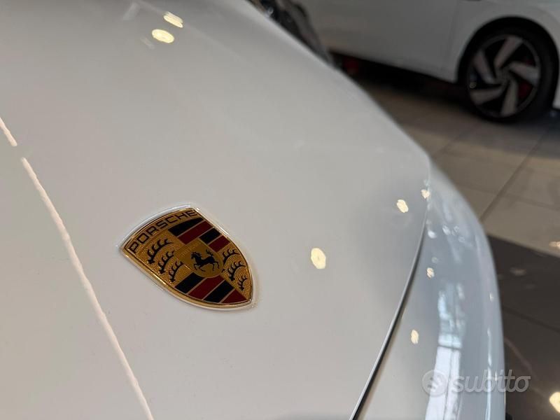 Usata Porsche 911 Carrera GTS 480 CV (353 kW) 2023 Bianco Coupé