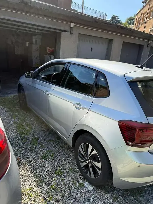 Usata VW Polo Comfortline 95 CV (69 kW) 2020 Argento Utilitaria