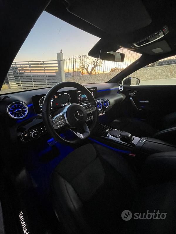 Usata Mercedes A200 150 CV (110 kW) 2019 Nero Coupé