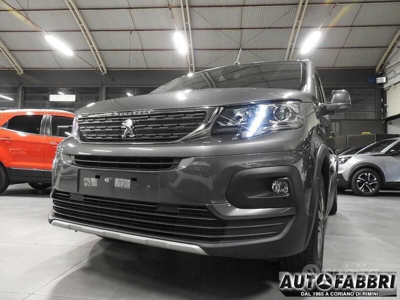 Usata Peugeot Rifter Allure 110 CV (80 kW) 2019 Grigio Monovolume