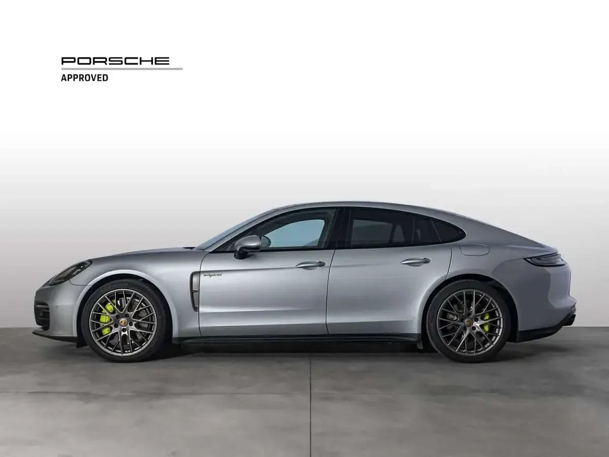Usata Porsche Panamera 4 E-Hybrid Platinum Edition 330 CV (242 kW) 2023 Argento Utilitaria