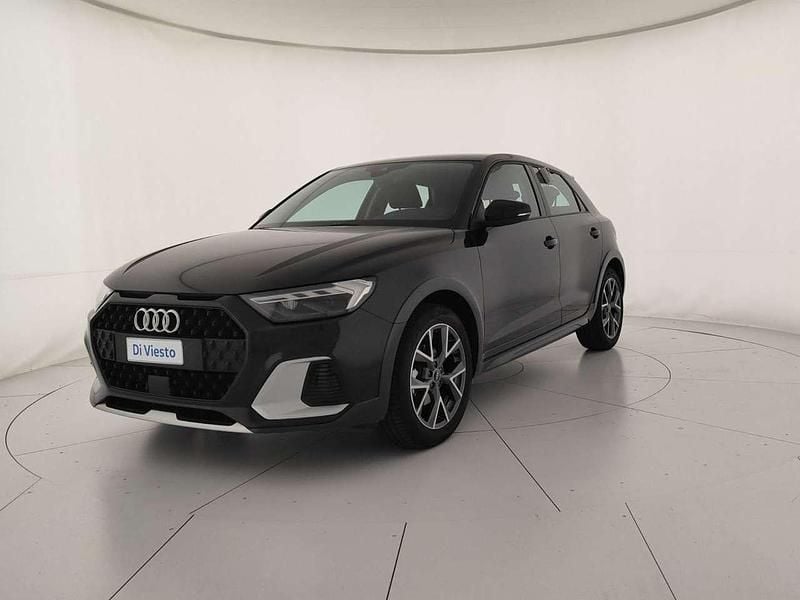 Nero mito metallizzato Usata 2022 Audi A1 Design Due volumi | 23.500 € (Buon prezzo) - Immagine 1/4