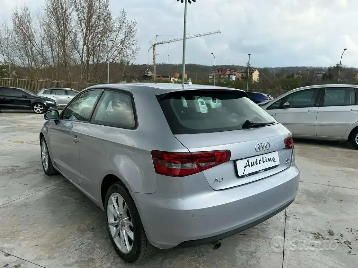 Usata Audi A3 Ambiente 110 CV (80 kW) 2015 Grigio Berlina