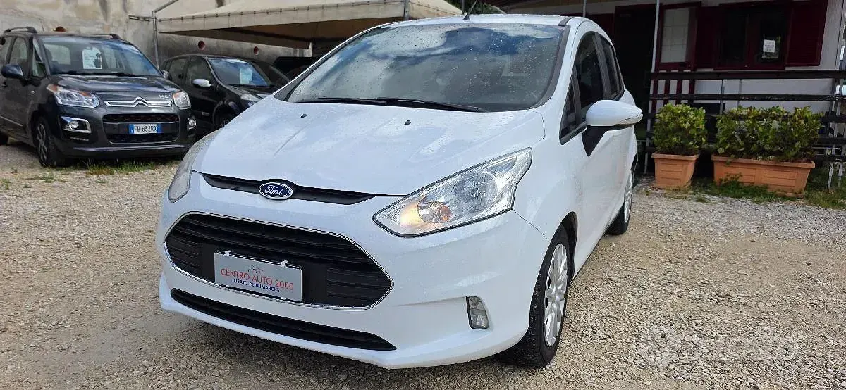 Usata Ford B-MAX Business Edition 75 CV (55 kW) 2014 Bianco Monovolume