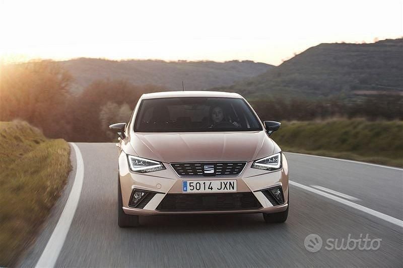 Nuova Seat Ibiza FR 95 CV (69 kW) 2025 Grigio Utilitaria