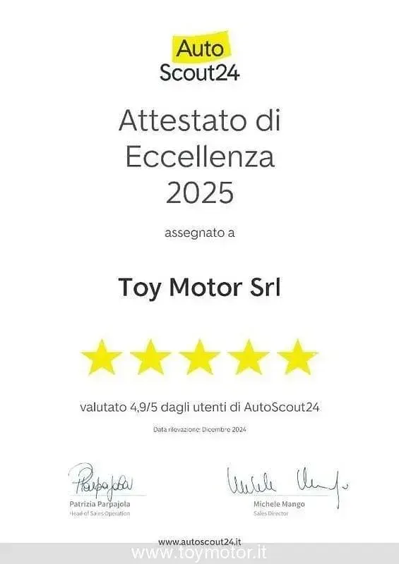 Usata Toyota Yaris Hybrid Trend 115 CV (84 kW) 2022 Grigio Berlina