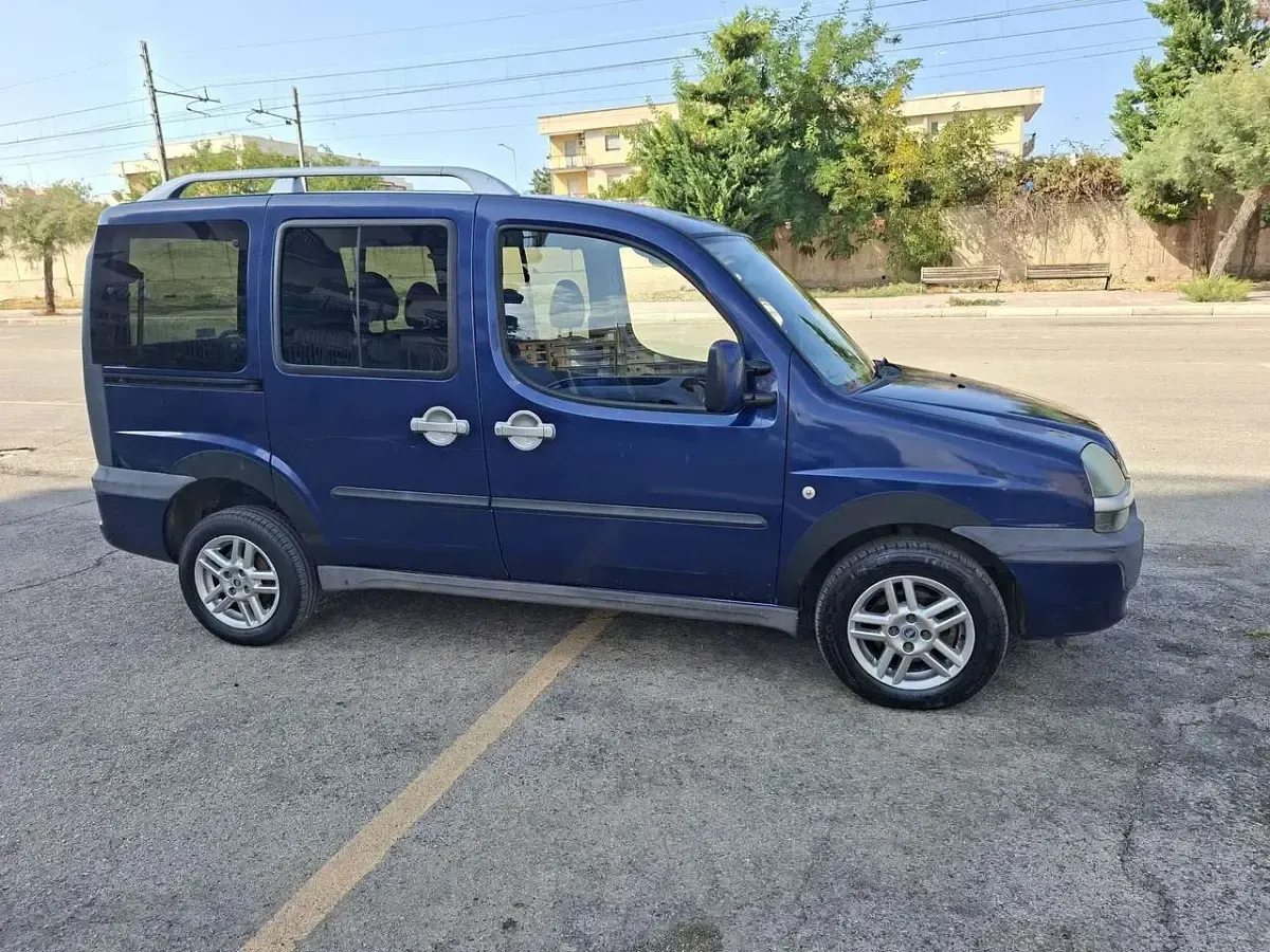 Usata Fiat Doblò 69 CV (50 kW) 2004 Other Monovolume