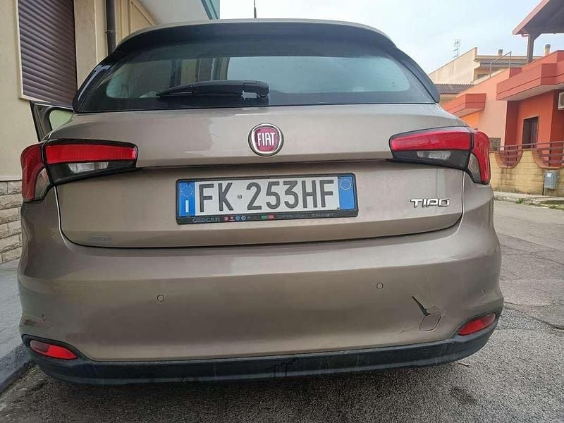 Usata Fiat Tipo Easy 95 CV (69 kW) 2017 Berlina