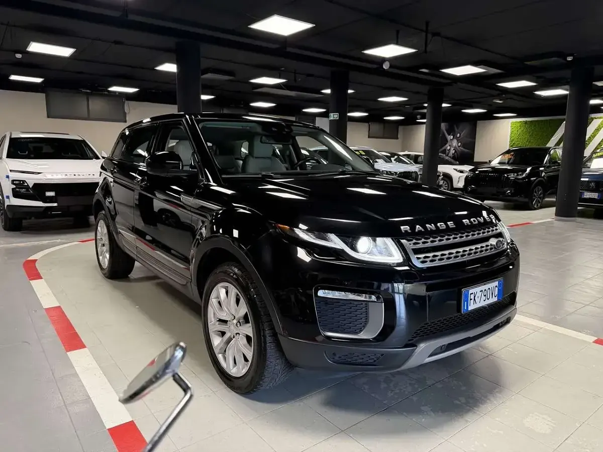 Usata Land Rover Range Rover evoque SE 150 CV (110 kW) 2017 Nero SUV