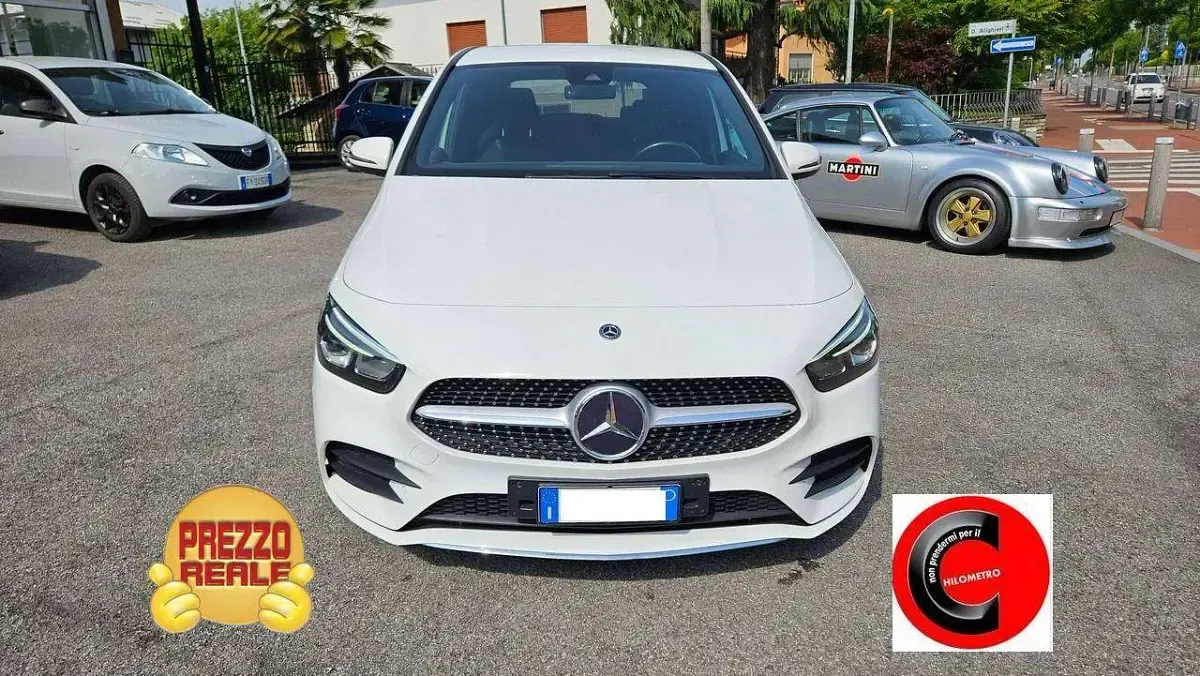 Usata Mercedes B200 Premium 163 CV (119 kW) 2020 Bianco Utilitaria