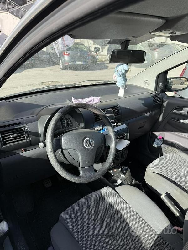 Usata VW Fox 54 CV (39 kW) 2009 Grigio Utilitaria