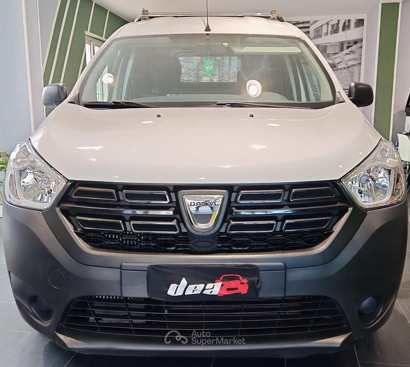 Bianco Usata 2018 Dacia Dokker Pick-up | 13.900 € (Buon prezzo) - Immagine 1/4