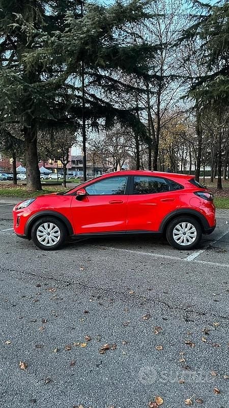 Usata Ford Puma 95 CV (69 kW) 2021 Rosso SUV