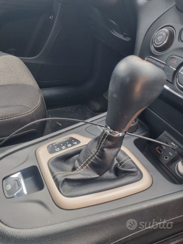 Usata Jeep Cherokee 170 CV (125 kW) 2014 Nero SUV