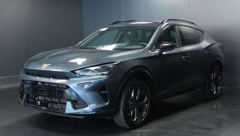 Magnetic tech fiord blue Usata 2025 Cupra Formentor SUV | 31.800 € (Buon prezzo) - Immagine 1/4