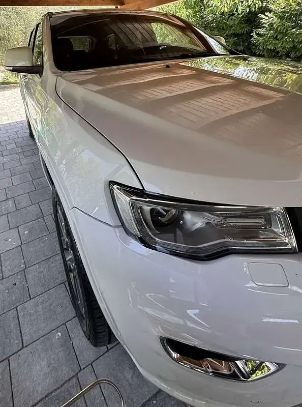 Usata Jeep Grand Cherokee Overland 250 CV (183 kW) 2018 Bianco SUV