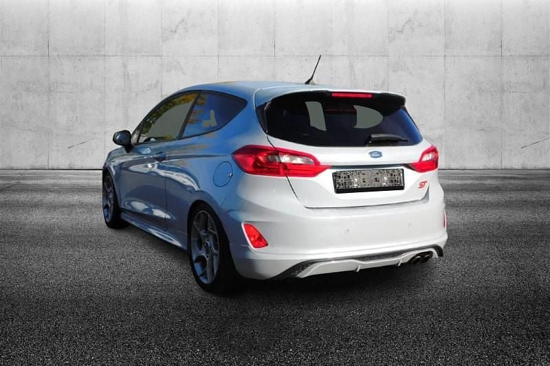 Usata Ford Fiesta ST 200 CV (147 kW) 2019 Argento metallizzato Utilitaria